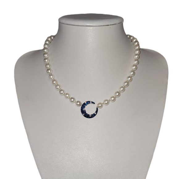 Eye Candy The Luxe Collection Blue and White CZ Moon Round Shell Pearls 18" - Picture 3 of 9